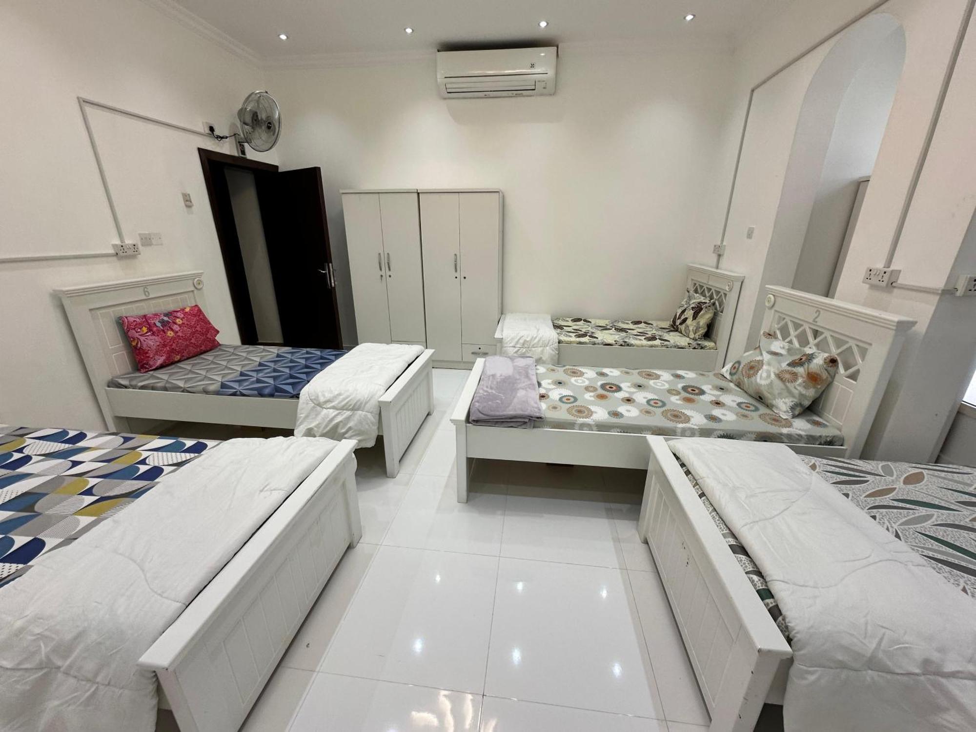 International Abu Dhabi Hostel Exterior photo