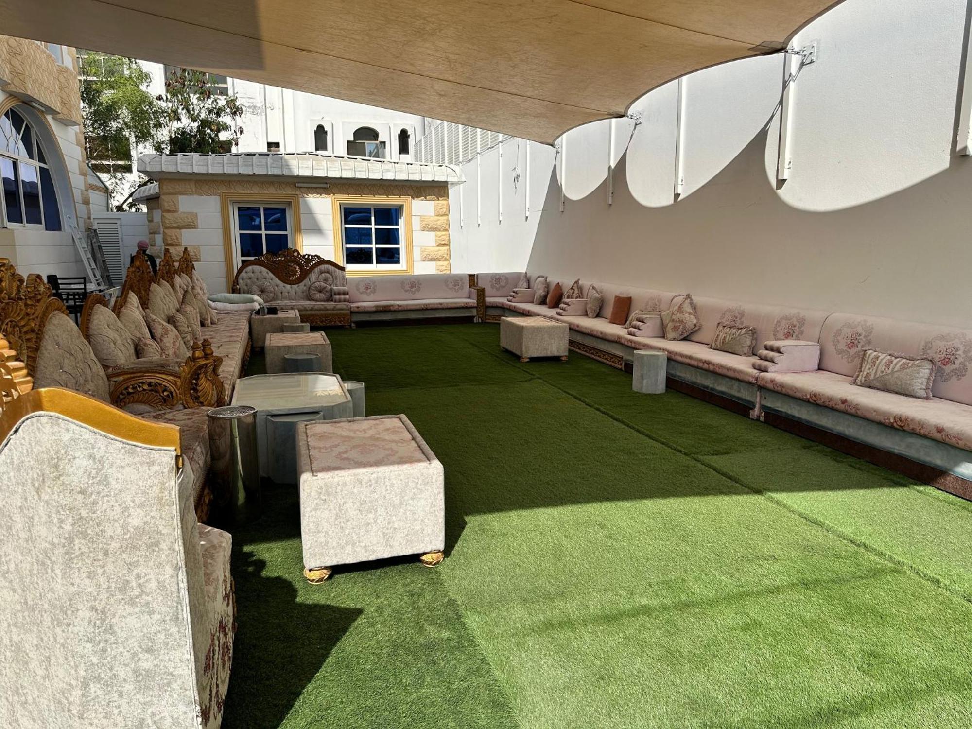 International Abu Dhabi Hostel Exterior photo