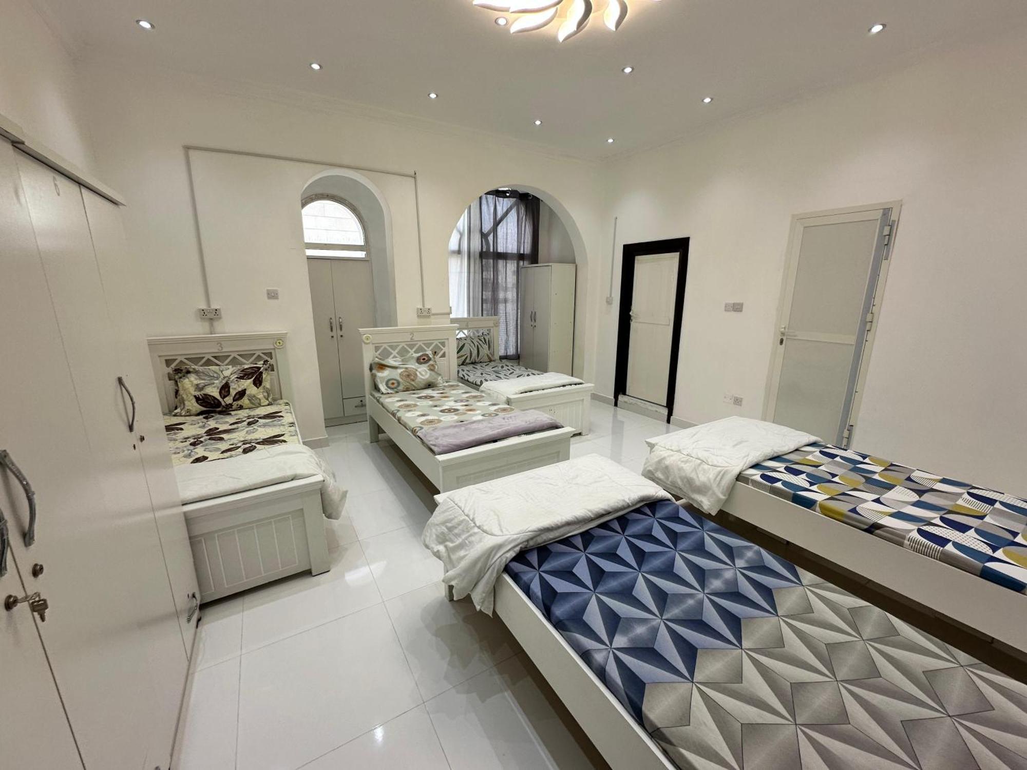 International Abu Dhabi Hostel Exterior photo