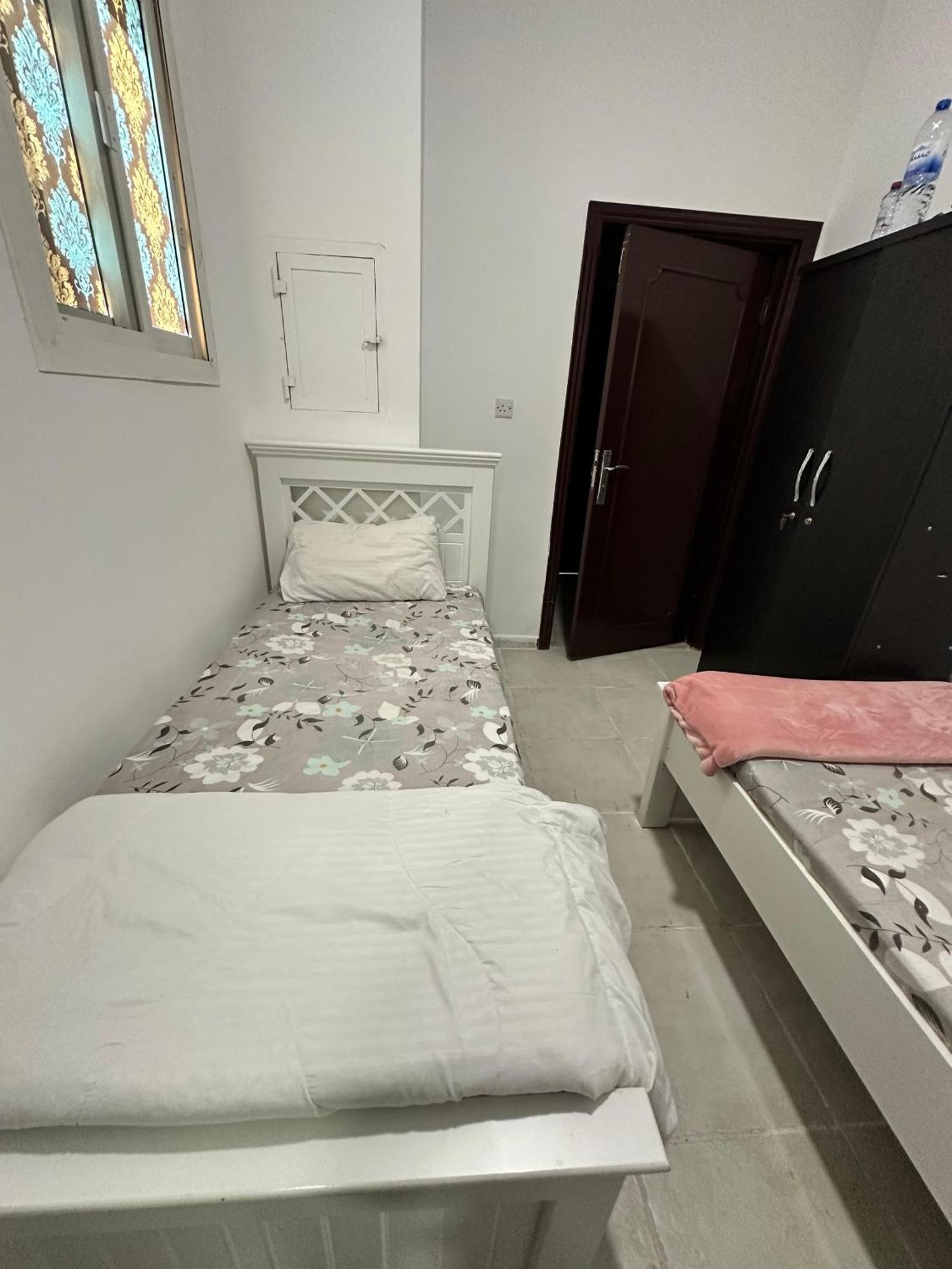 International Abu Dhabi Hostel Exterior photo