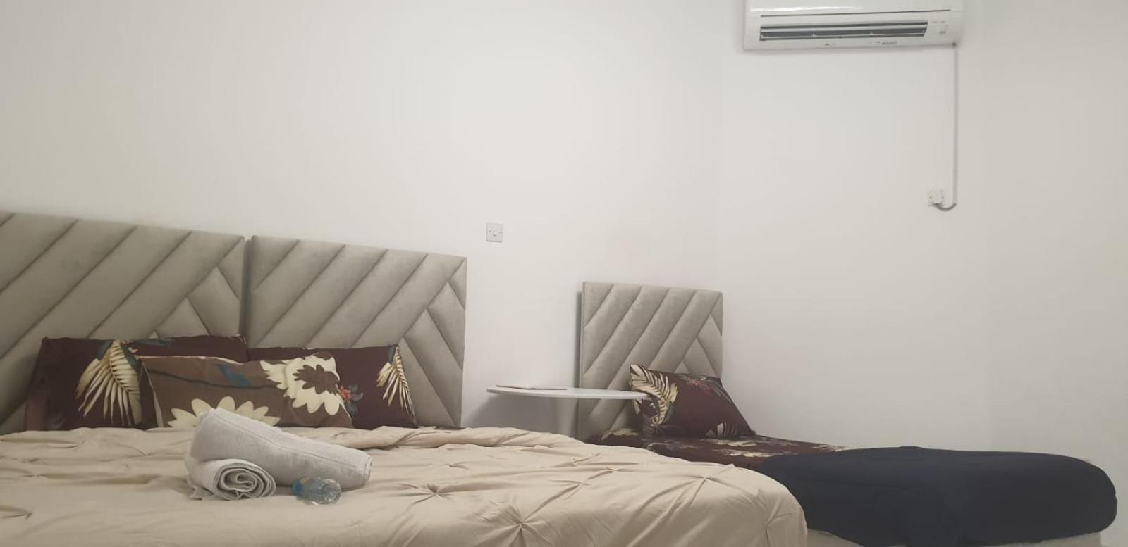 International Abu Dhabi Hostel Exterior photo
