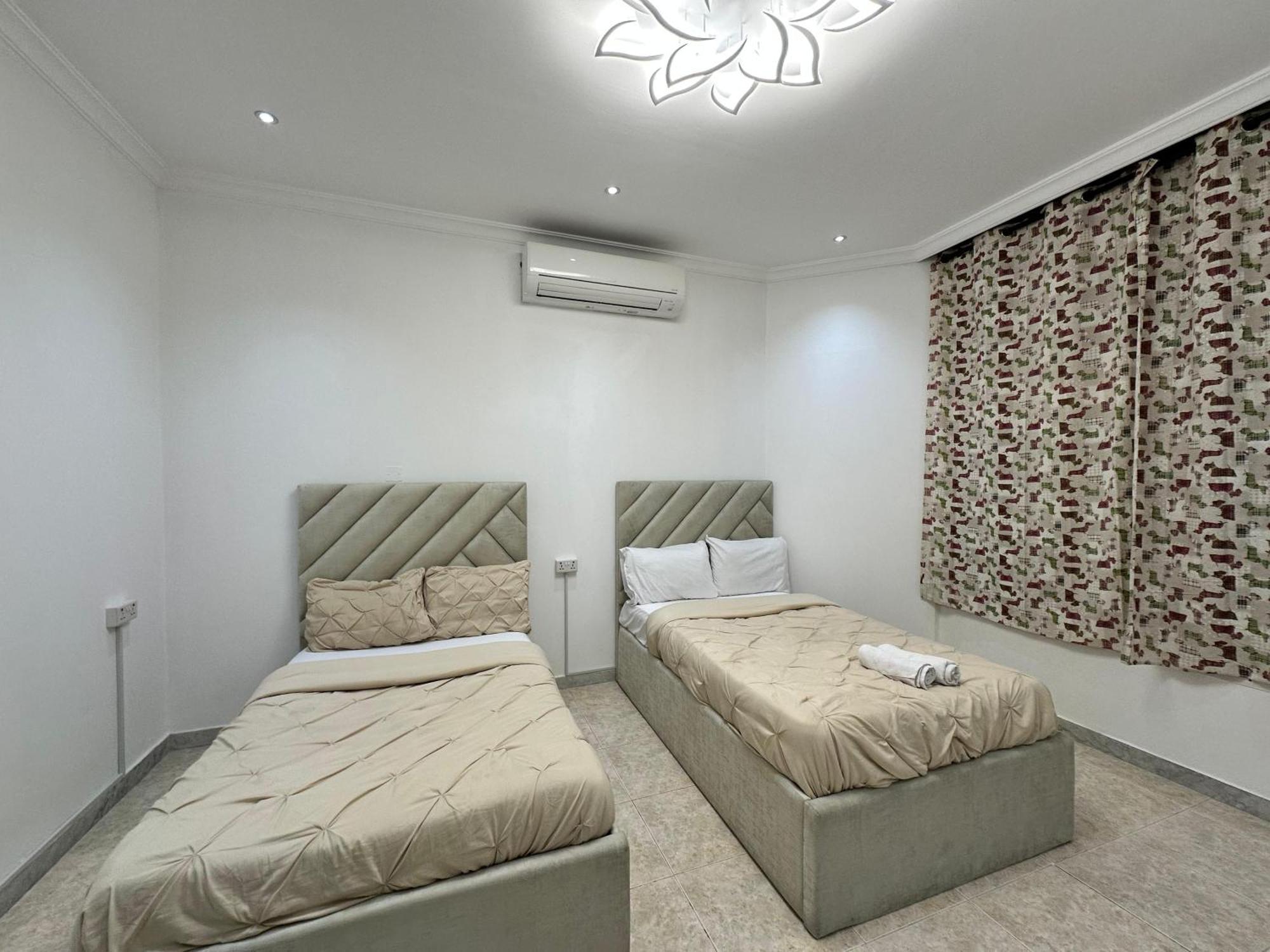 International Abu Dhabi Hostel Exterior photo